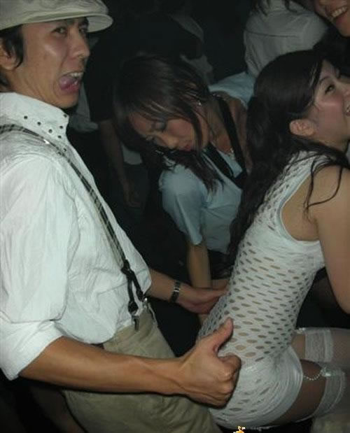 酒吧里的激情生活