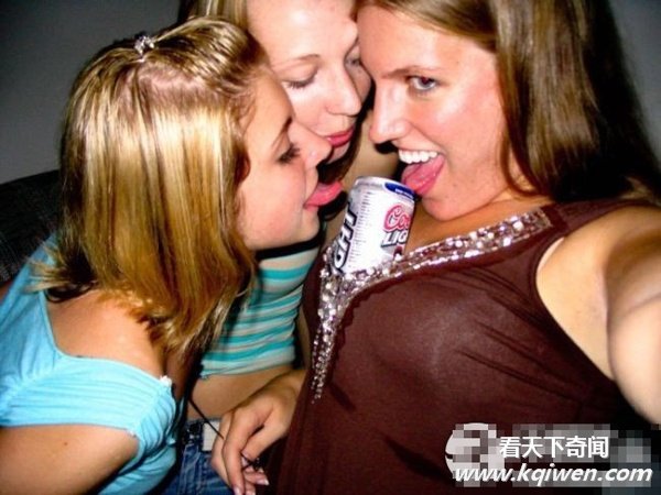 国外女孩喝酒的疯狂招数